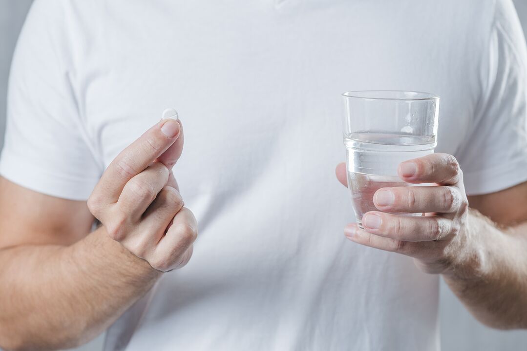 El hombre acepta zxcvbnmqwert de la prostatitis